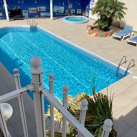 Amerique Hotel Palavas - Piscine - Plage Exterior photo